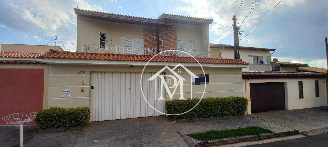 Casa à venda com 3 quartos, 180m² - Foto 1