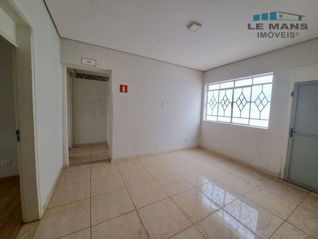 Casa para alugar com 1 quarto, 245m² - Foto 10