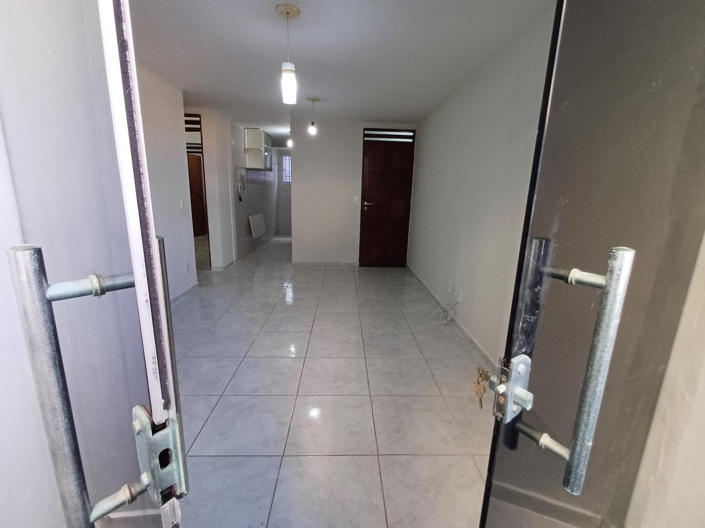 Apartamento à venda com 2 quartos, 53m² - Foto 4