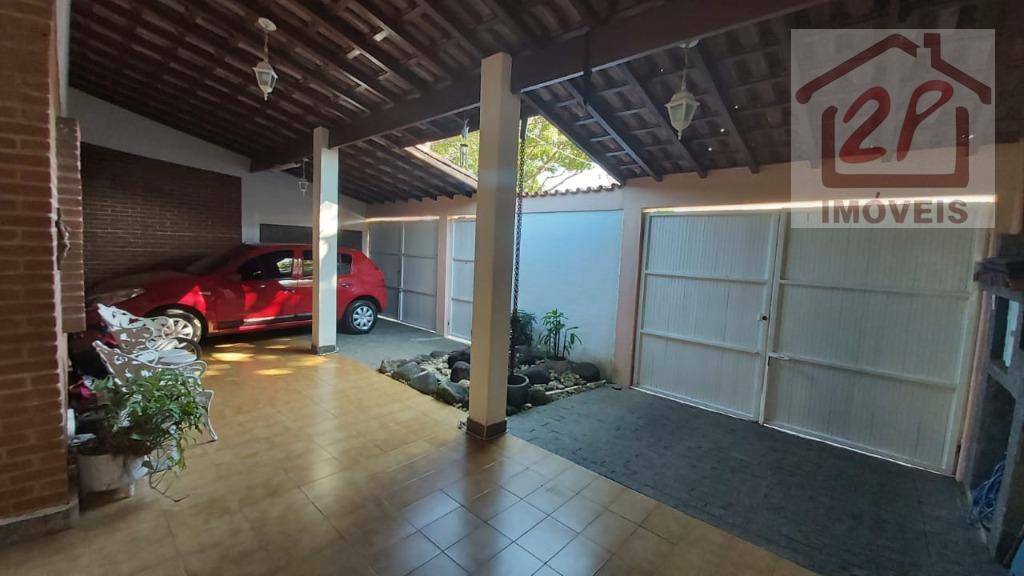 Casa à venda com 4 quartos, 200m² - Foto 18