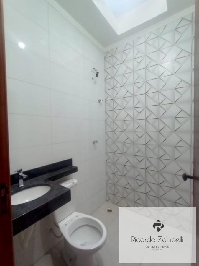 Casa à venda com 2 quartos, 100m² - Foto 4