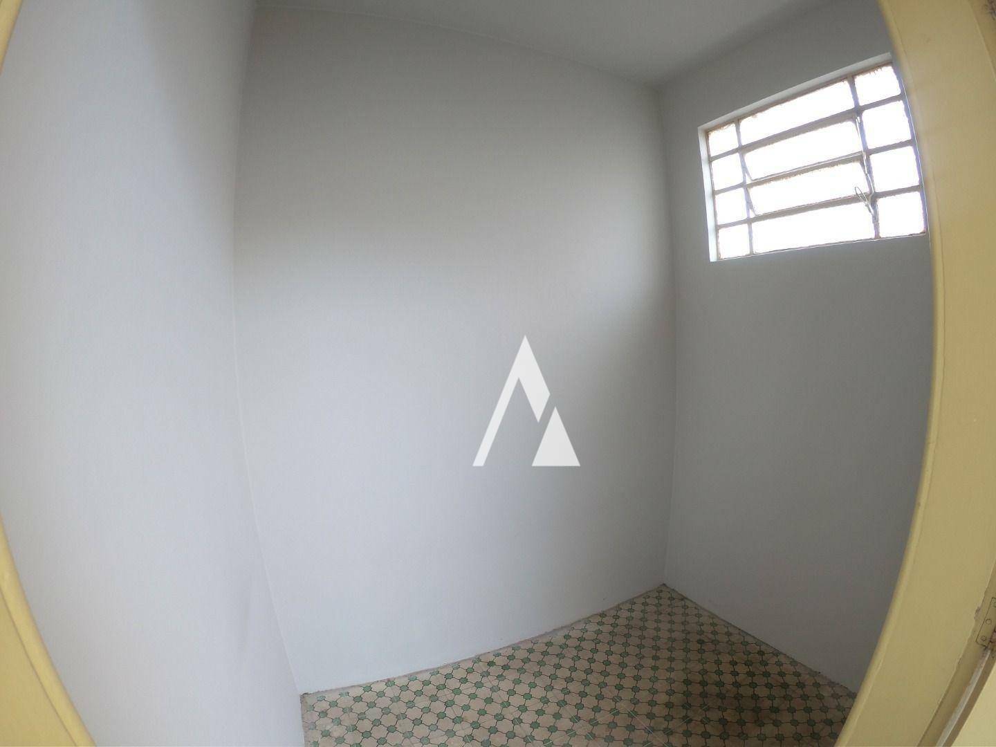 Apartamento para alugar com 3 quartos, 96m² - Foto 27