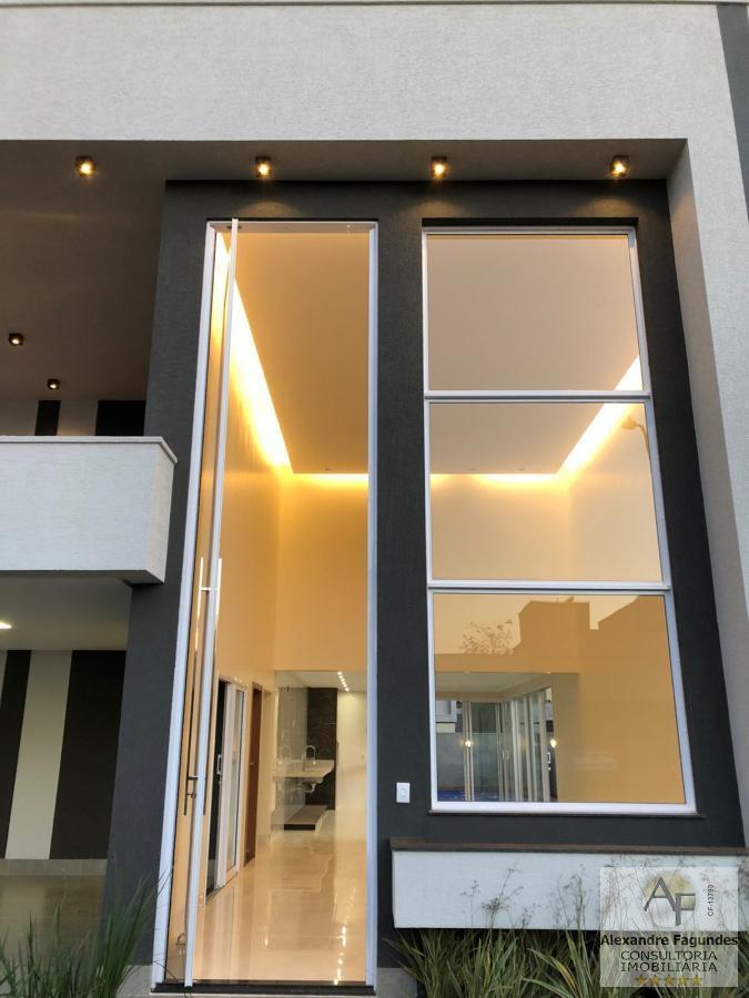 Casa de Condomínio à venda com 4 quartos, 212m² - Foto 3