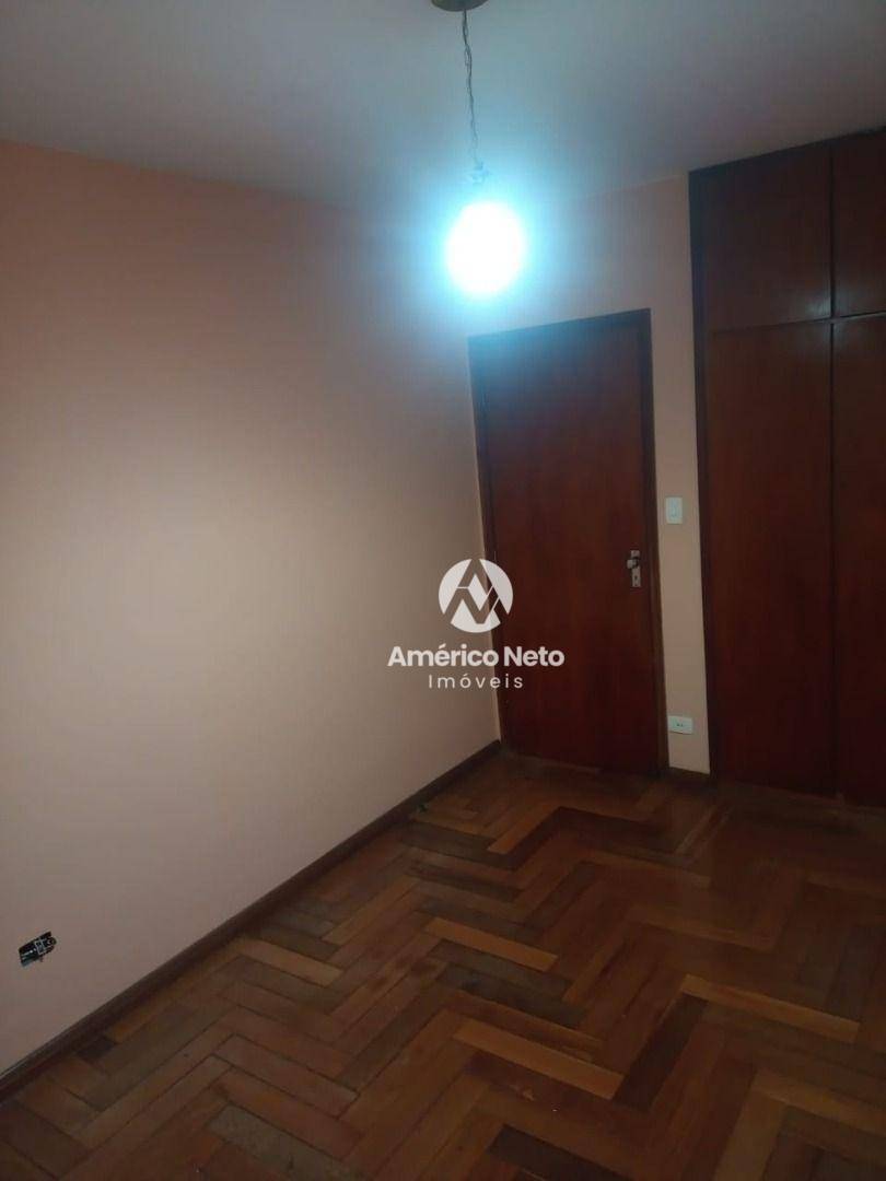 Apartamento para alugar com 3 quartos, 108m² - Foto 9