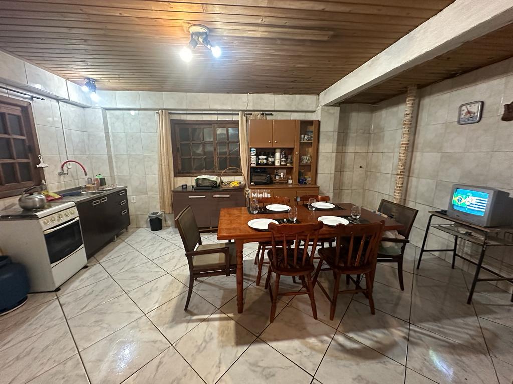 Casa à venda com 4 quartos, 100m² - Foto 14