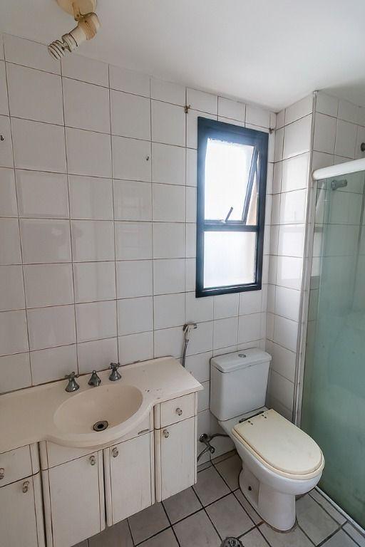 Apartamento à venda com 2 quartos, 60m² - Foto 20