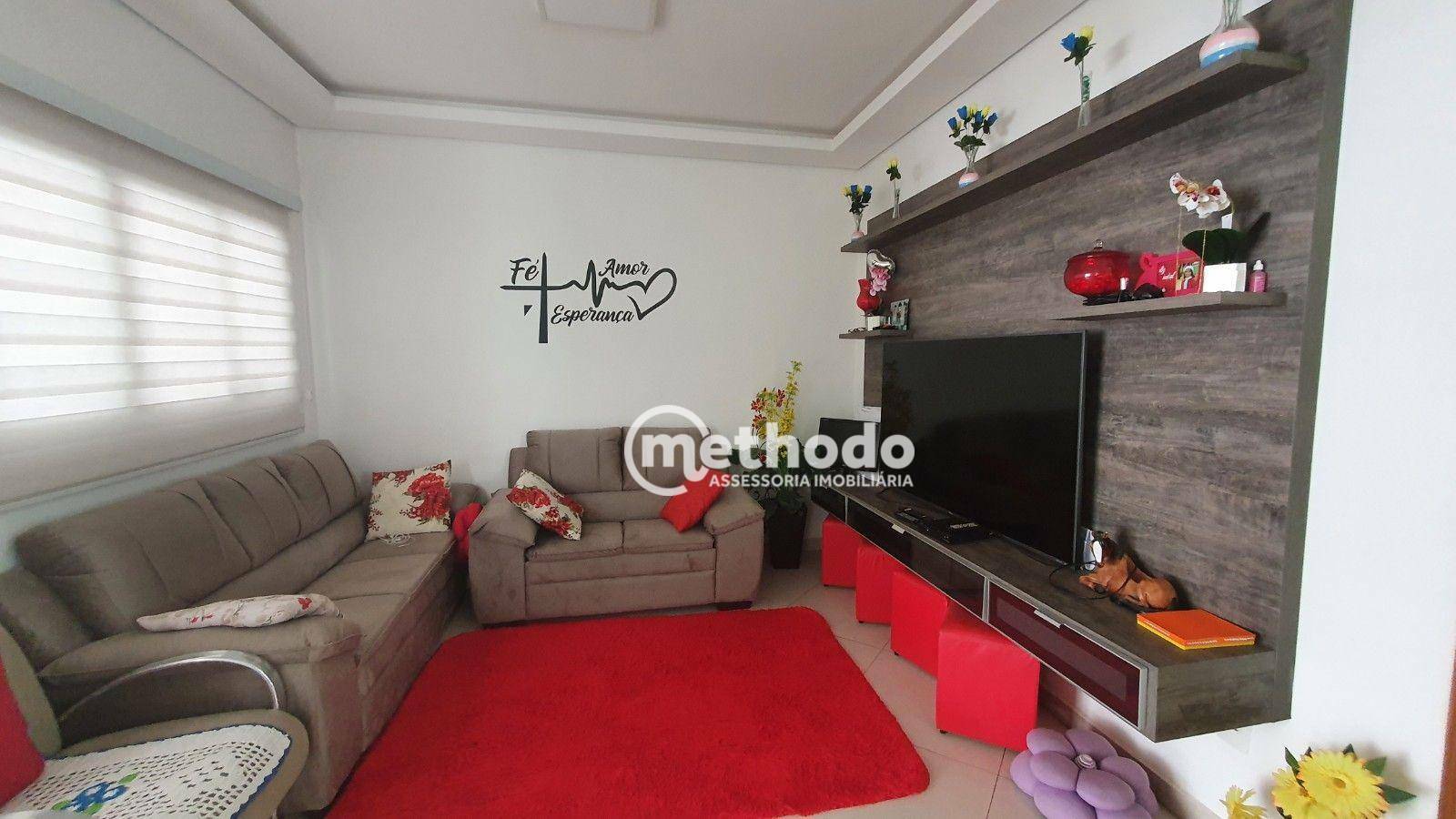 Casa à venda com 2 quartos, 160m² - Foto 2