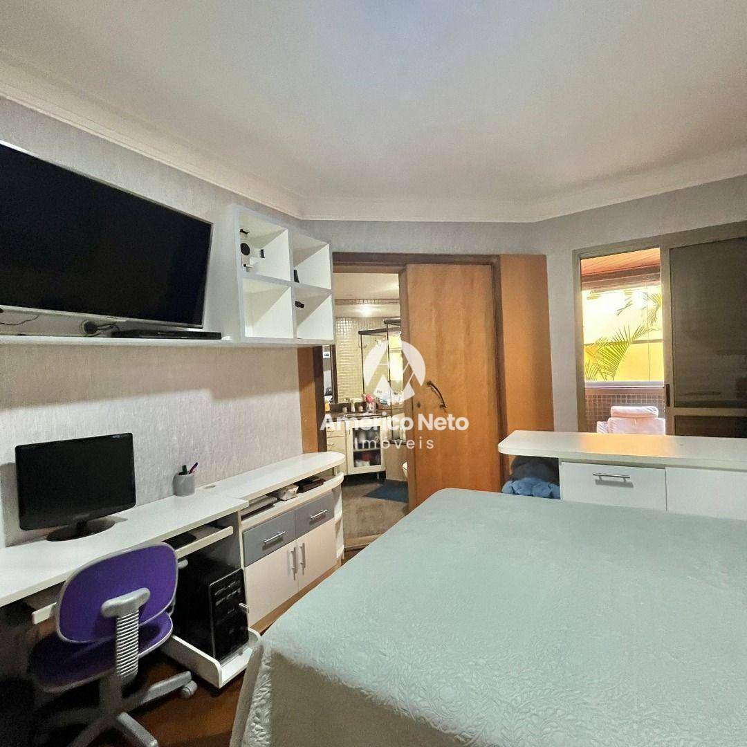 Apartamento à venda com 3 quartos, 197m² - Foto 24