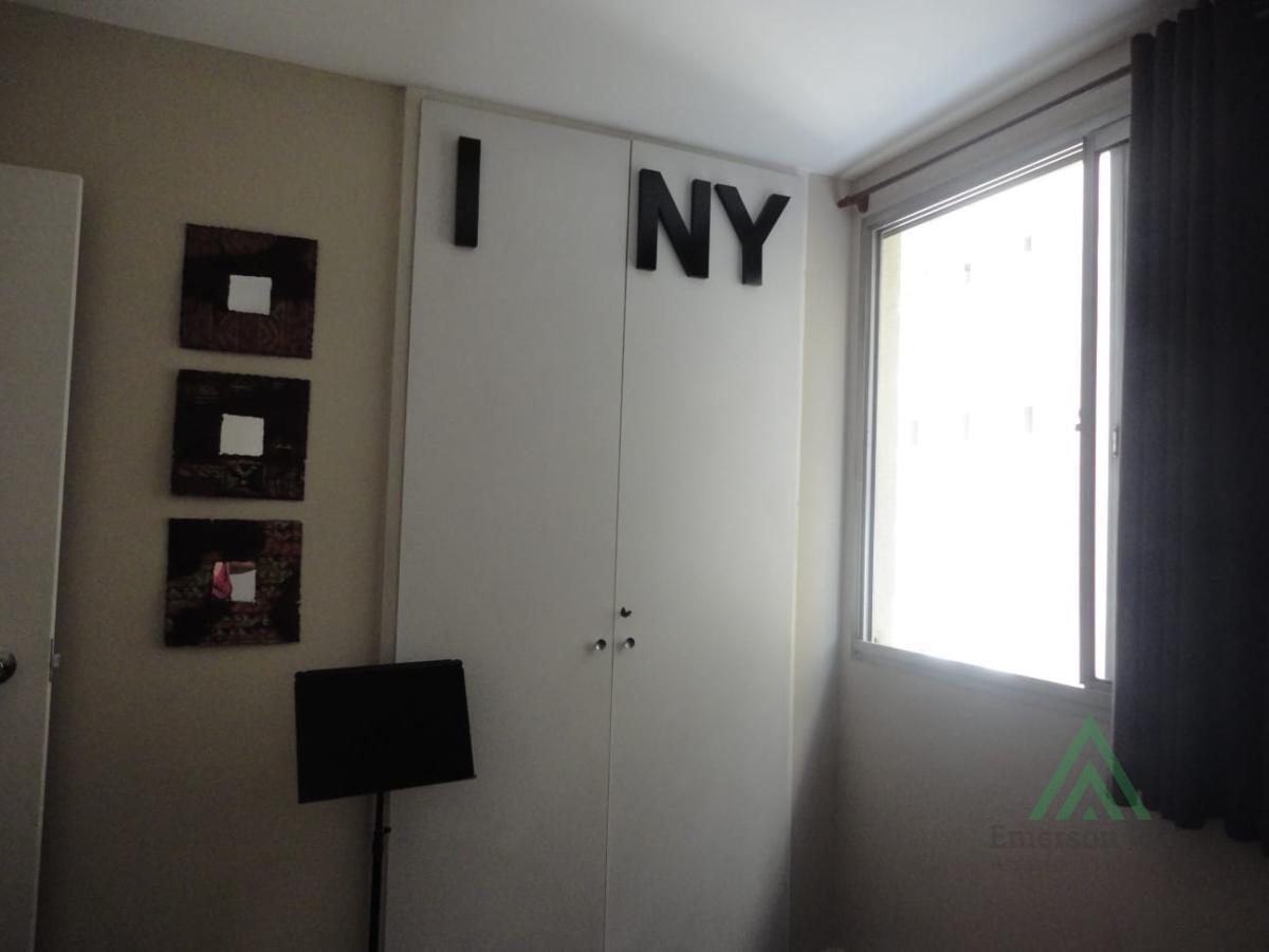 Apartamento à venda com 3 quartos, 107m² - Foto 7