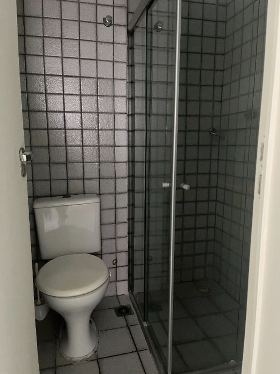 Apartamento à venda com 2 quartos, 68m² - Foto 5