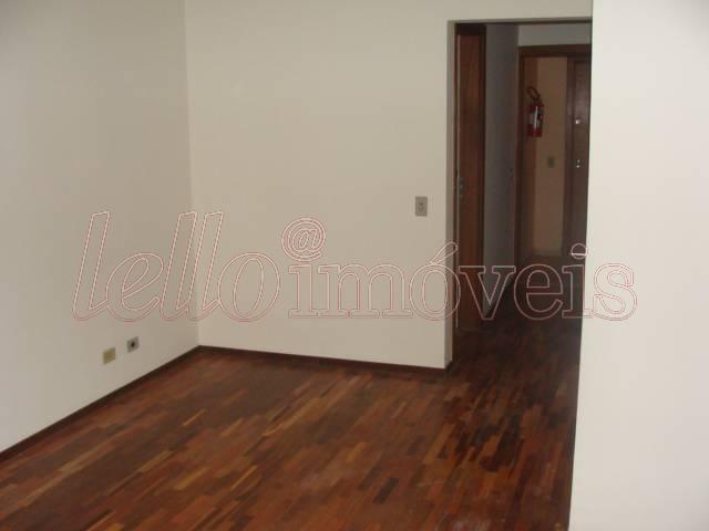 Apartamento para alugar com 2 quartos, 60m² - Foto 4