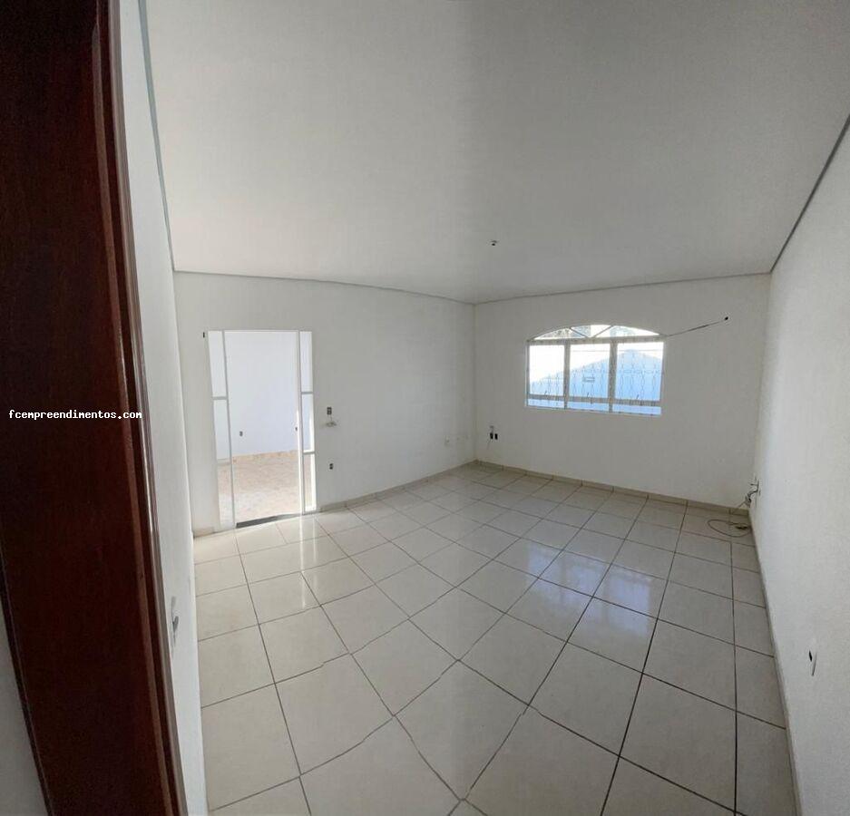 Casa à venda com 2 quartos, 140m² - Foto 5