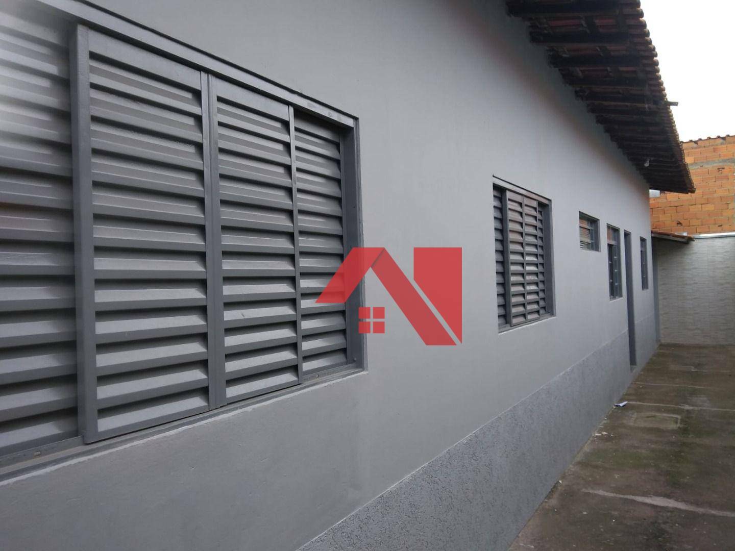 Casa à venda com 2 quartos, 80m² - Foto 13