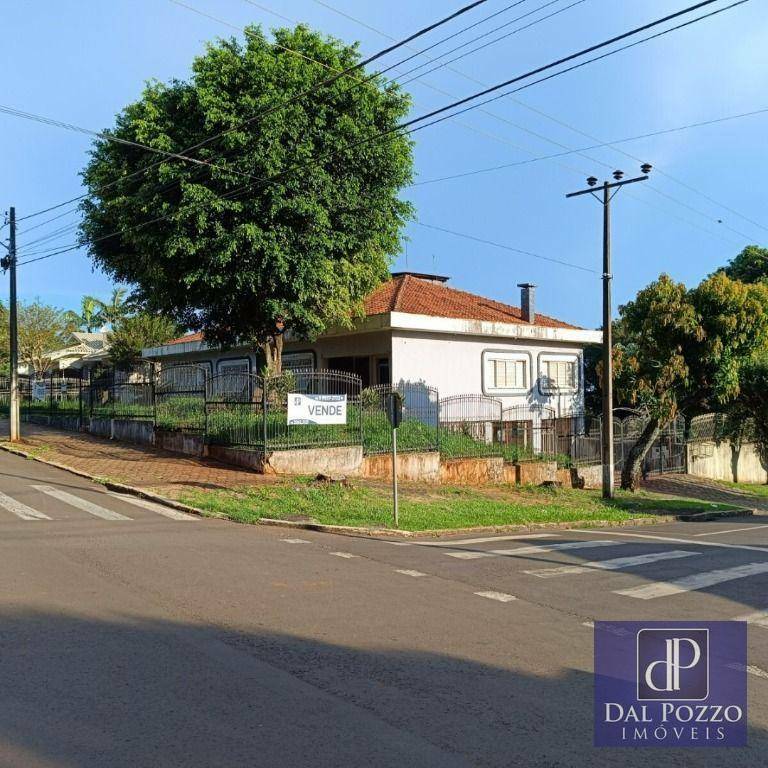 Sobrado à venda com 8 quartos, 468m² - Foto 43