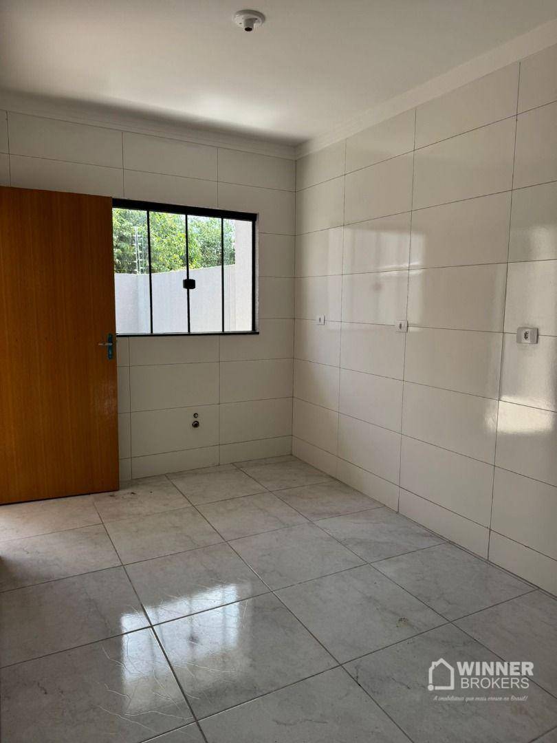 Casa à venda com 3 quartos, 73m² - Foto 11