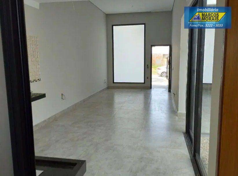 Casa de Condomínio para alugar com 2 quartos, 78m² - Foto 2