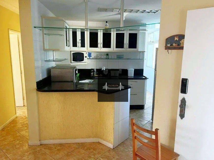 Apartamento à venda com 3 quartos, 108m² - Foto 4