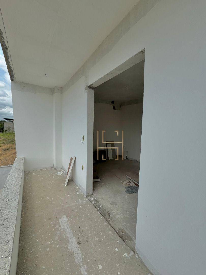 Casa à venda com 3 quartos, 100m² - Foto 19