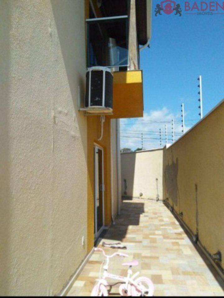 Casa, 3 quartos, 370 m² - Foto 3