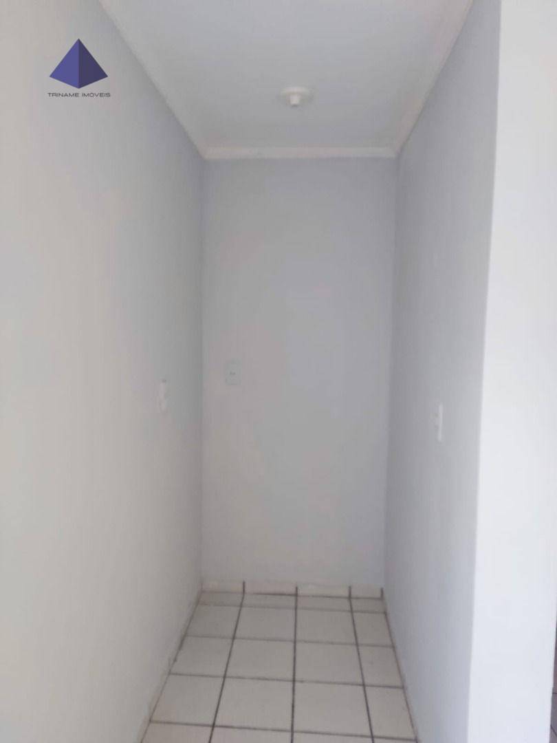 Casa à venda com 3 quartos, 180m² - Foto 13