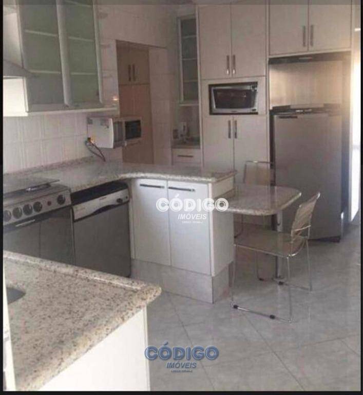 Apartamento à venda com 4 quartos, 180m² - Foto 4