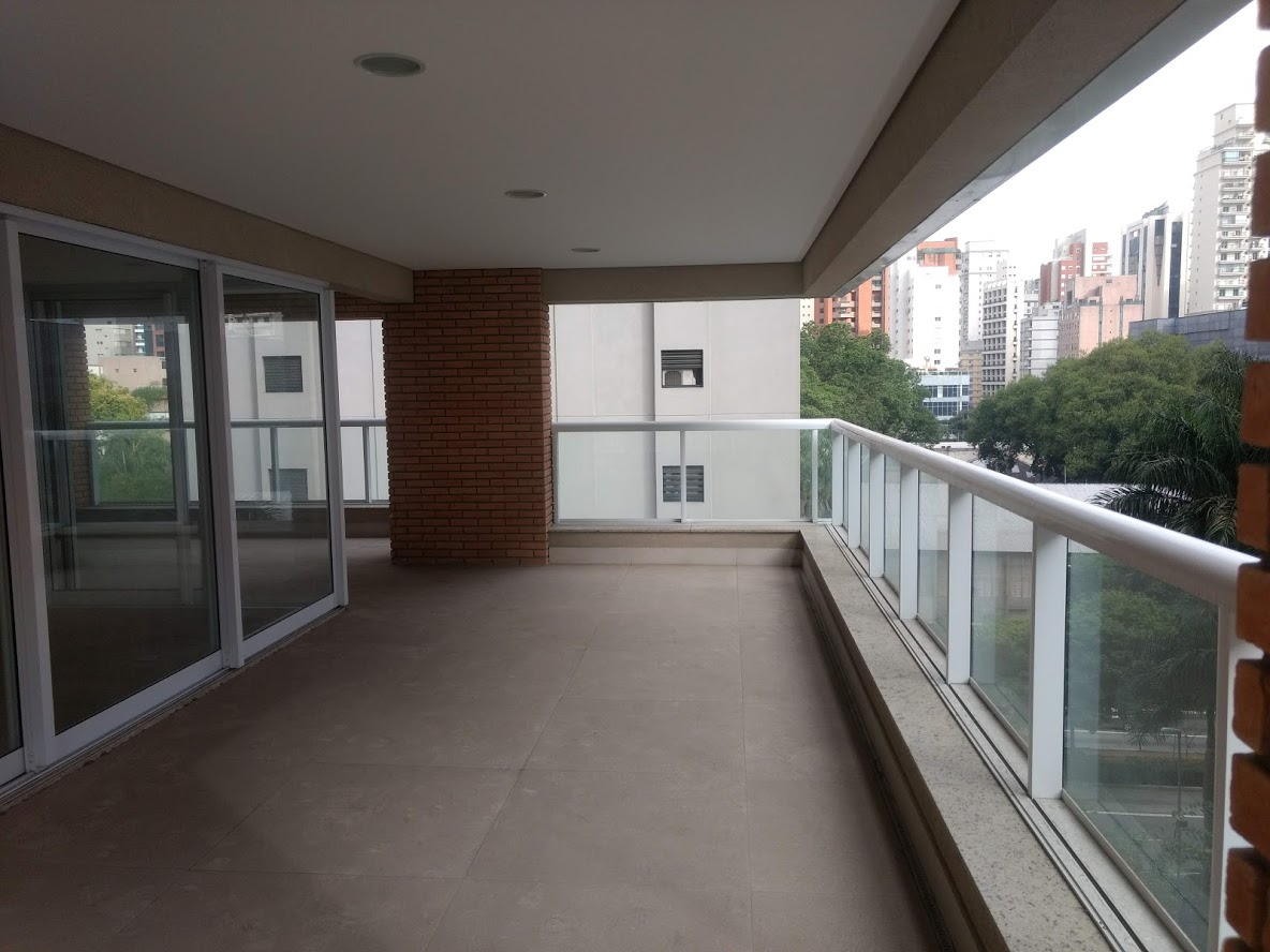 Apartamento à venda com 3 quartos, 205m² - Foto 12