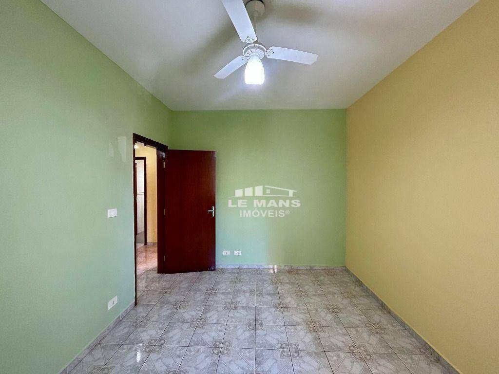 Apartamento à venda com 3 quartos, 130m² - Foto 10