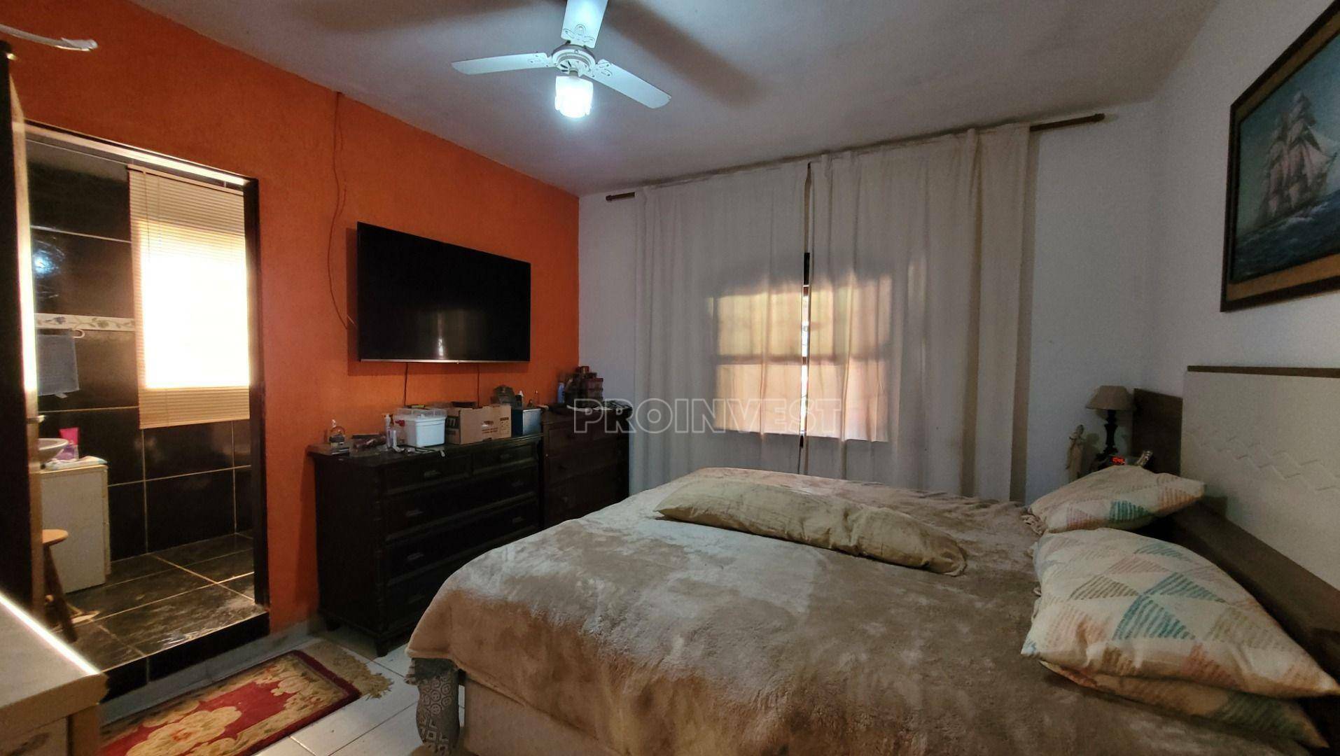 Chácara à venda com 3 quartos, 200m² - Foto 13