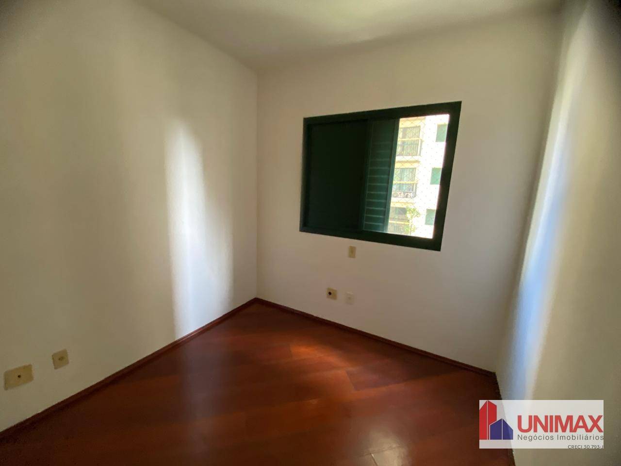 Apartamento para alugar com 2 quartos, 65m² - Foto 9