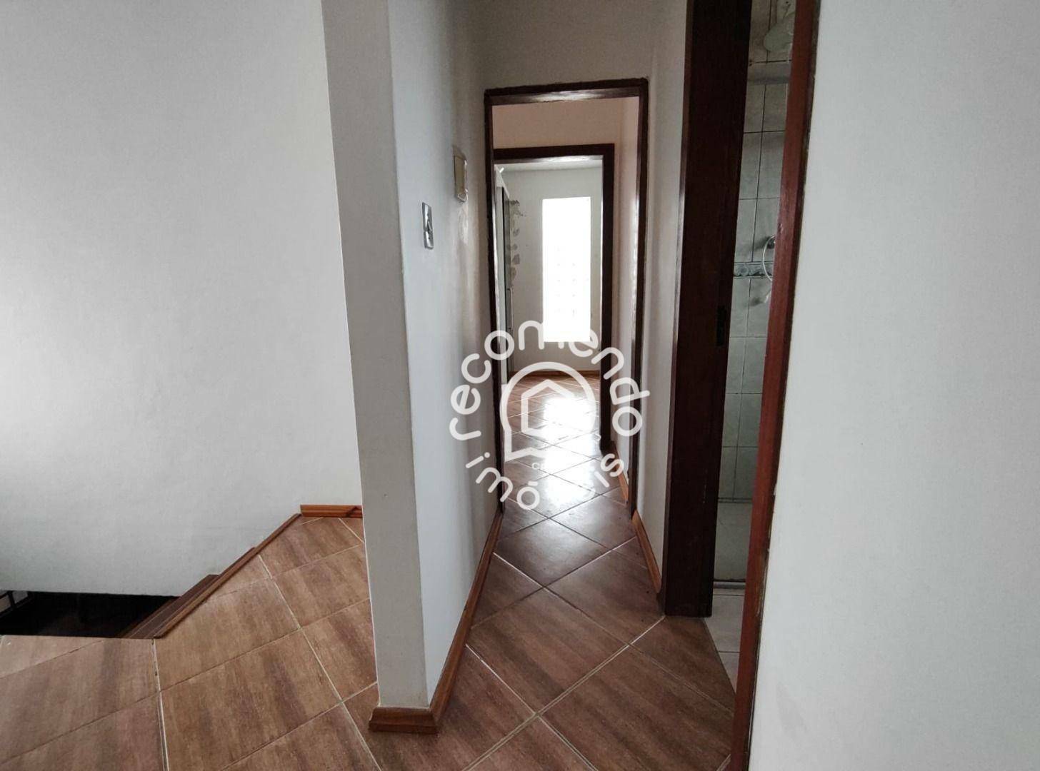 Casa à venda com 3 quartos, 274m² - Foto 14