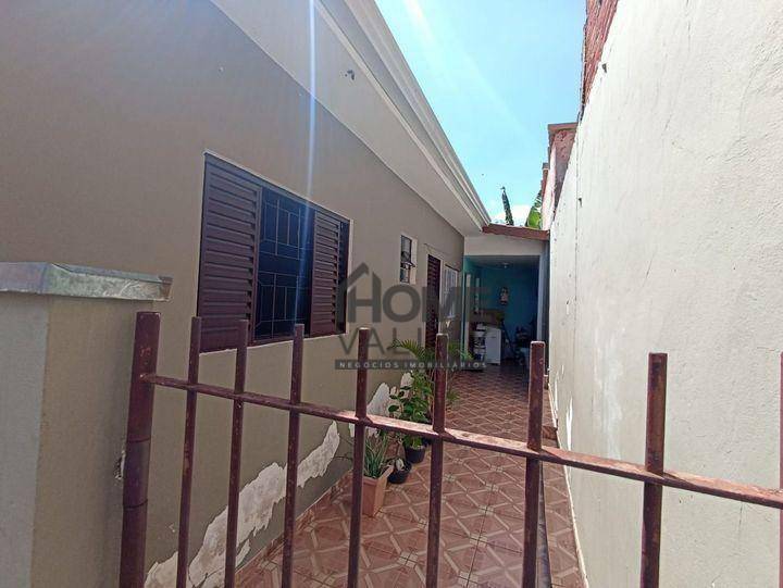 Casa à venda com 5 quartos, 327m² - Foto 21