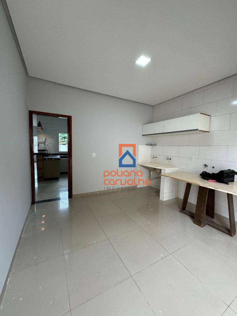 Casa à venda com 3 quartos, 220m² - Foto 22