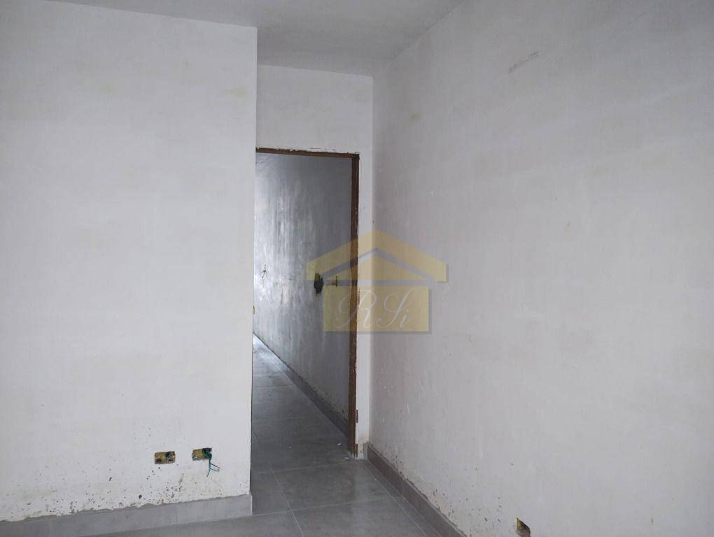 Sobrado à venda com 2 quartos, 80m² - Foto 4