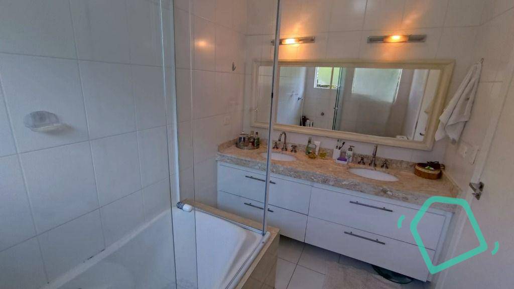 Casa de Condomínio à venda e aluguel com 4 quartos, 230m² - Foto 23