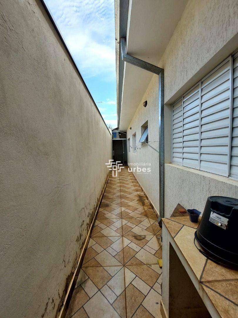 Casa para alugar com 3 quartos, 99m² - Foto 10