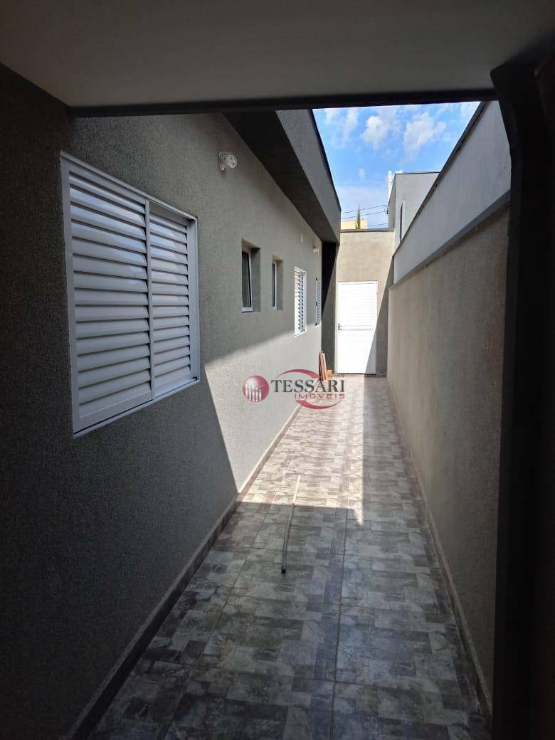 Casa à venda com 3 quartos, 142m² - Foto 17