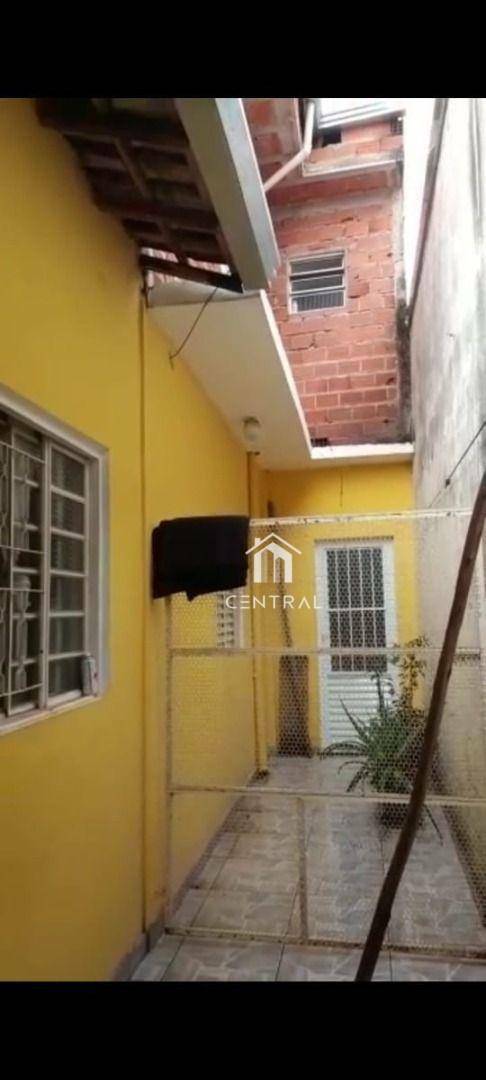 Casa à venda com 4 quartos, 100m² - Foto 5