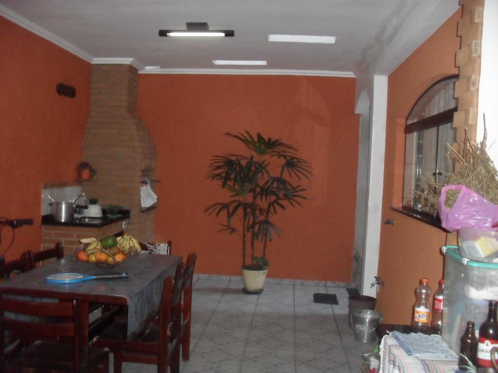 Sobrado à venda com 3 quartos, 122m² - Foto 1