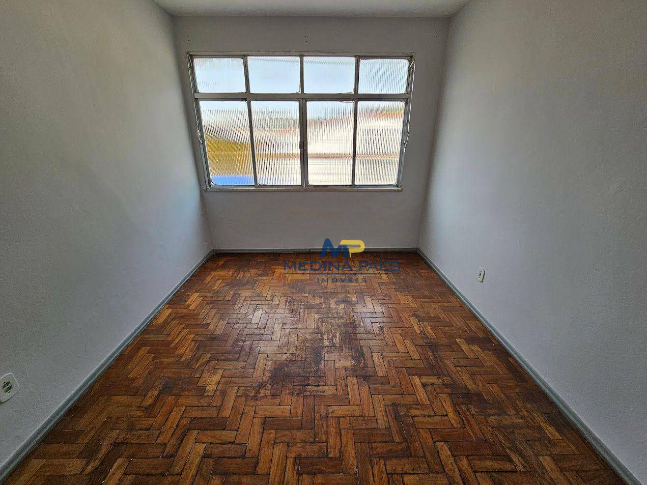 Apartamento à venda com 3 quartos, 100m² - Foto 9