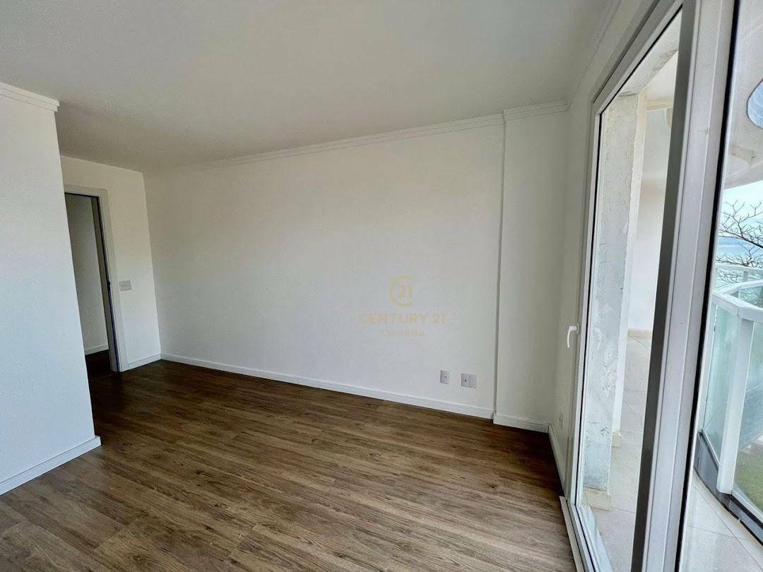 Apartamento à venda com 4 quartos, 221m² - Foto 11