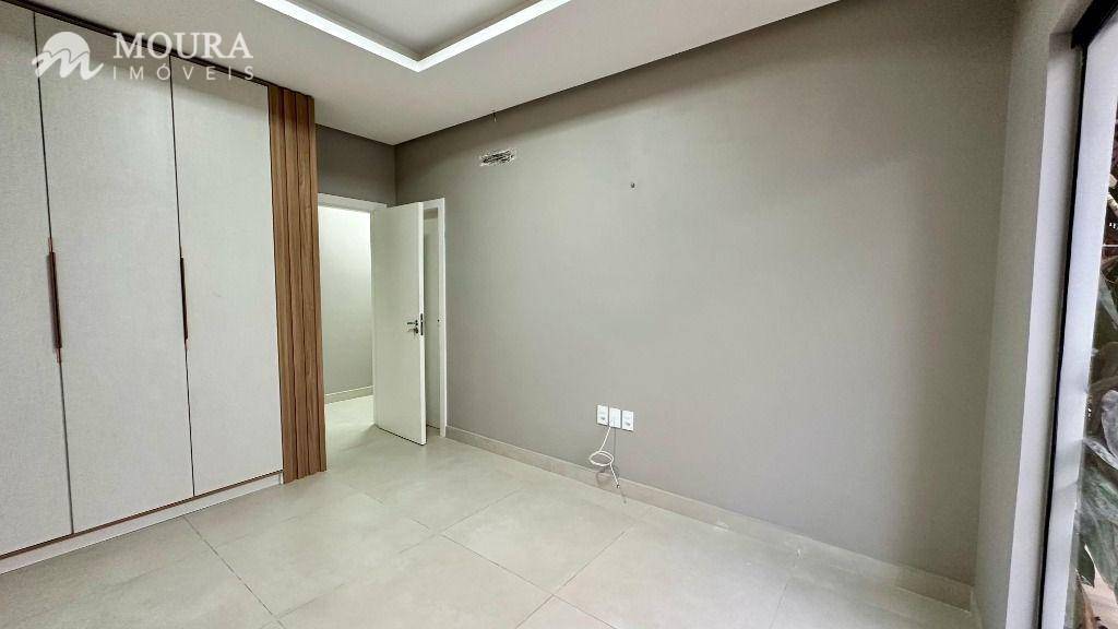 Casa de Condomínio à venda com 3 quartos, 196m² - Foto 20