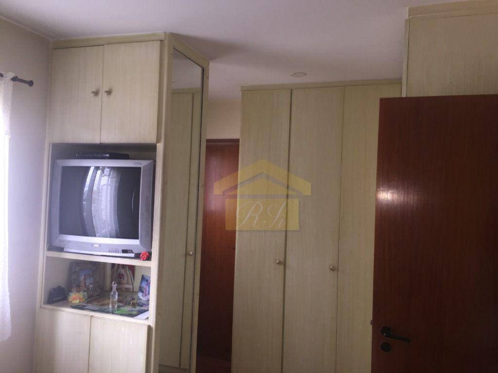 Apartamento à venda com 3 quartos, 164m² - Foto 16