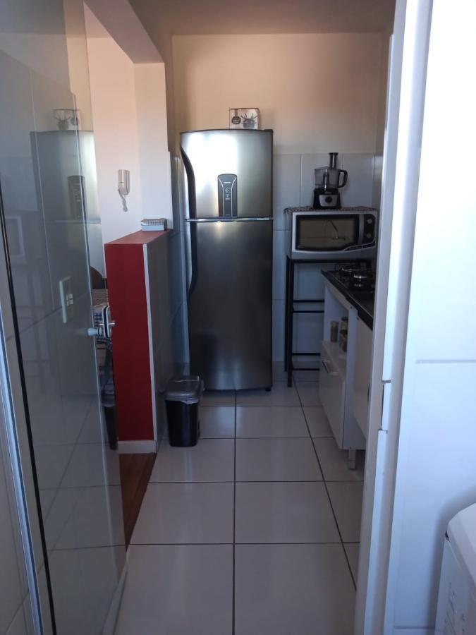 Apartamento à venda com 2 quartos, 44m² - Foto 3