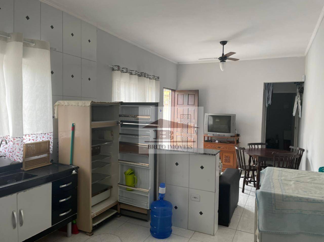 Casa à venda com 2 quartos, 65m² - Foto 15