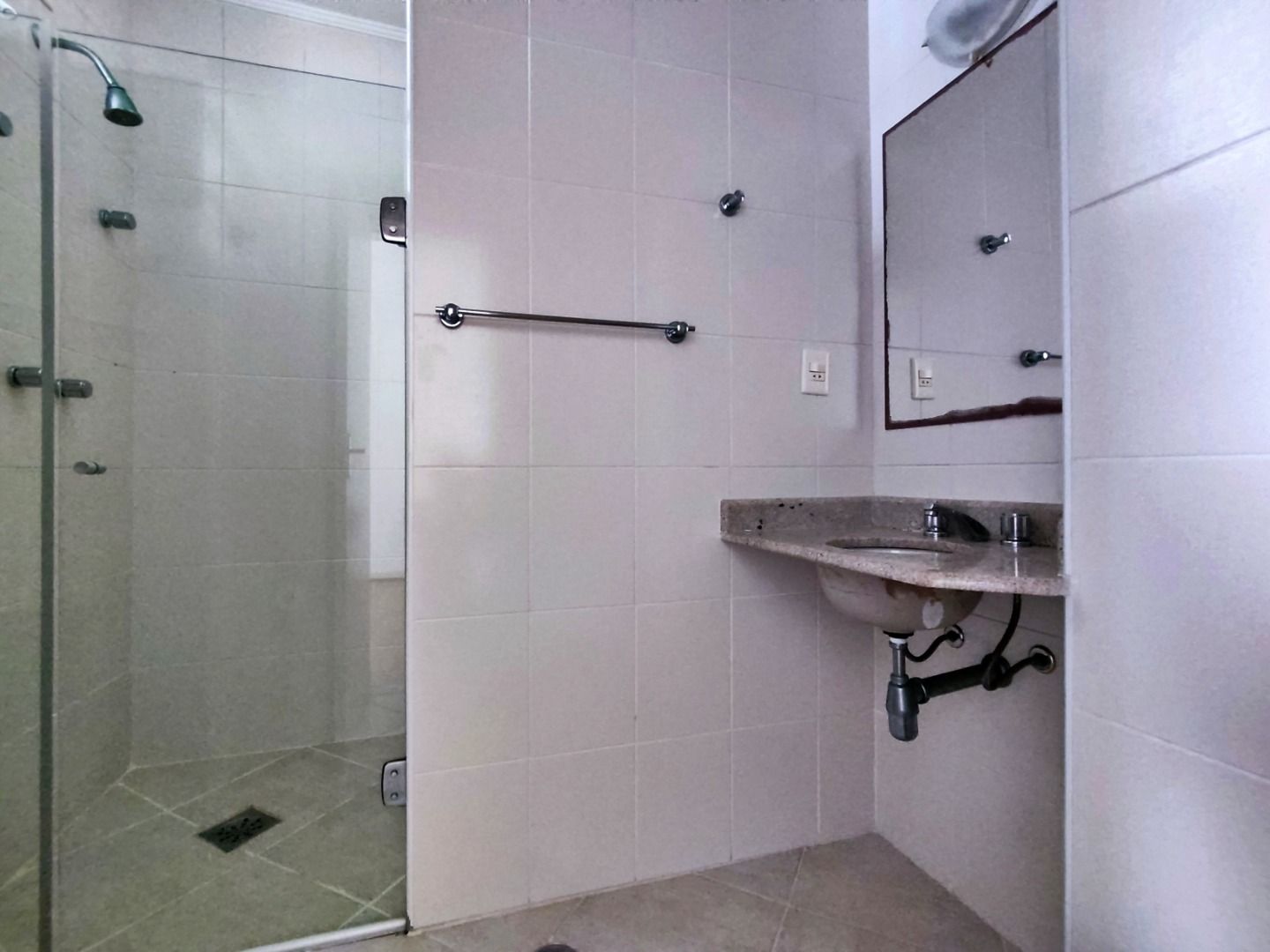 Apartamento à venda com 3 quartos, 120m² - Foto 8