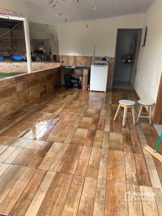 Casa à venda com 2 quartos, 74m² - Foto 10