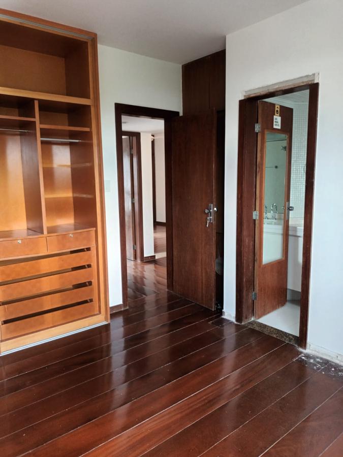 Apartamento à venda com 4 quartos, 172m² - Foto 9