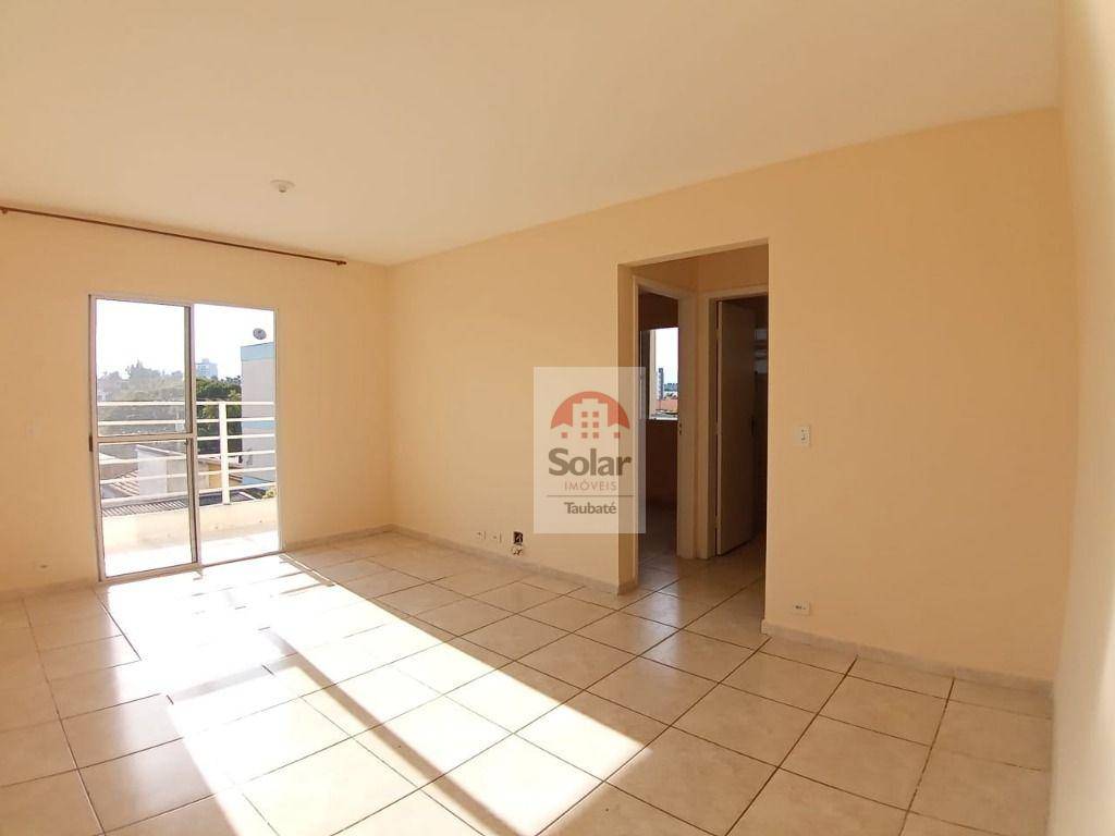 Apartamento à venda com 2 quartos, 67m² - Foto 2