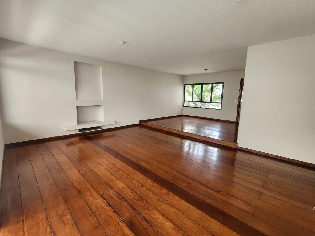 Apartamento à venda com 3 quartos, 208m² - Foto 5