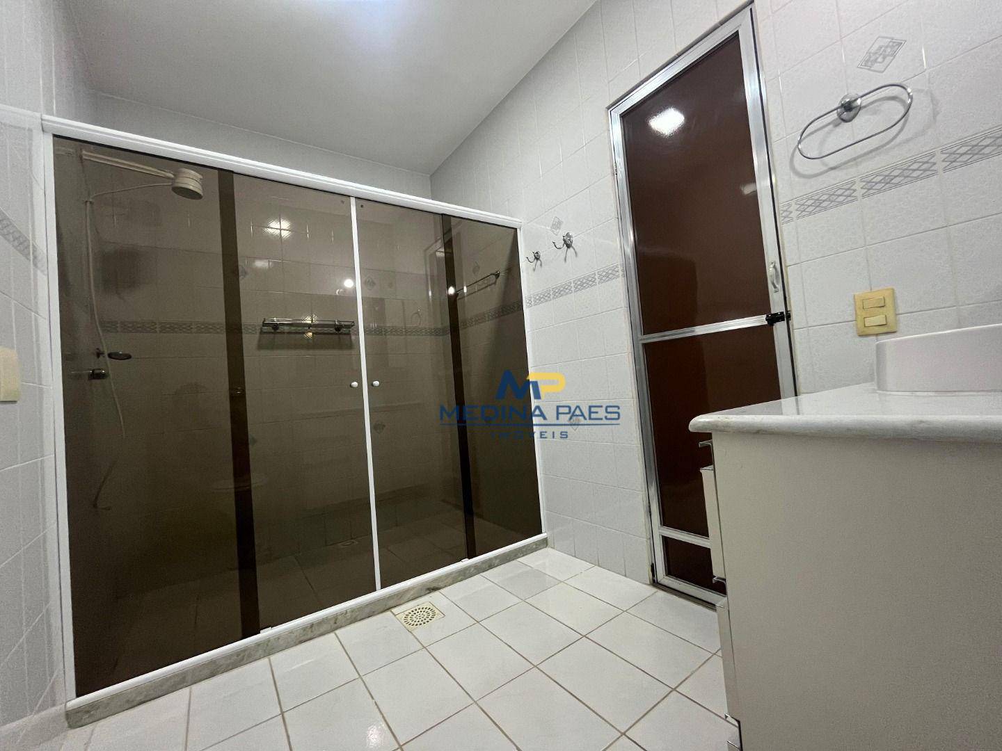 Casa à venda com 3 quartos, 215M2 - Foto 19